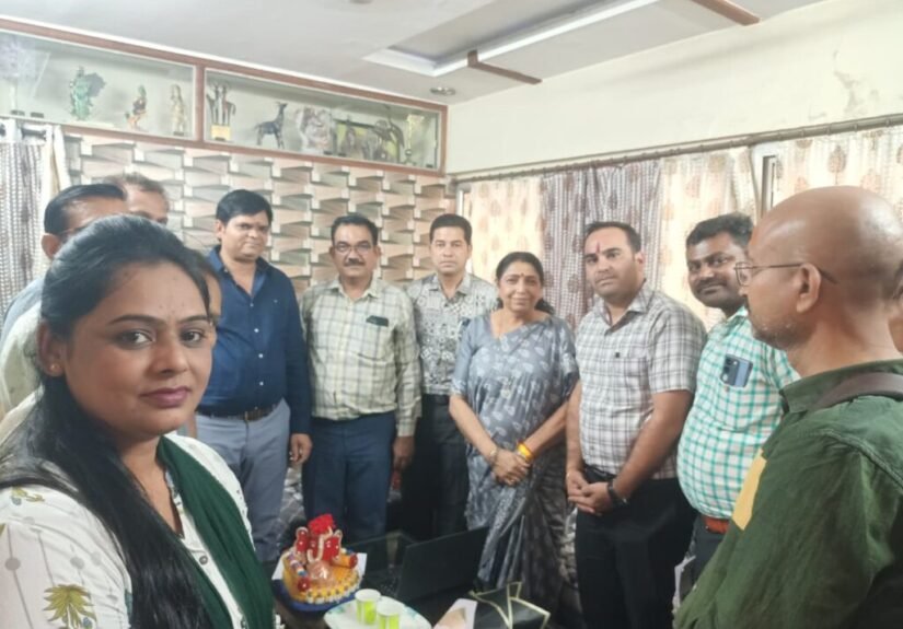 राज्यसभा सांसद श्रीमती लक्ष्मी वर्मा ने जनगणना निदेशालय के मकान सूचीकरण अभियान अंतर्गत ऑनलाइन स्वगणना पत्रक भरा