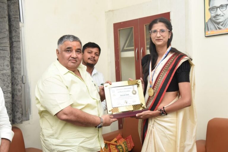 छत्तीसगढ़ की बेटी शिवानी सोनी ने रचा इतिहास, अंतर्राष्ट्रीय गोल्फ खिलाड़ी ‘इंटरनेशनल बुक ऑफ रिकॉर्ड्स’ से सम्मानित