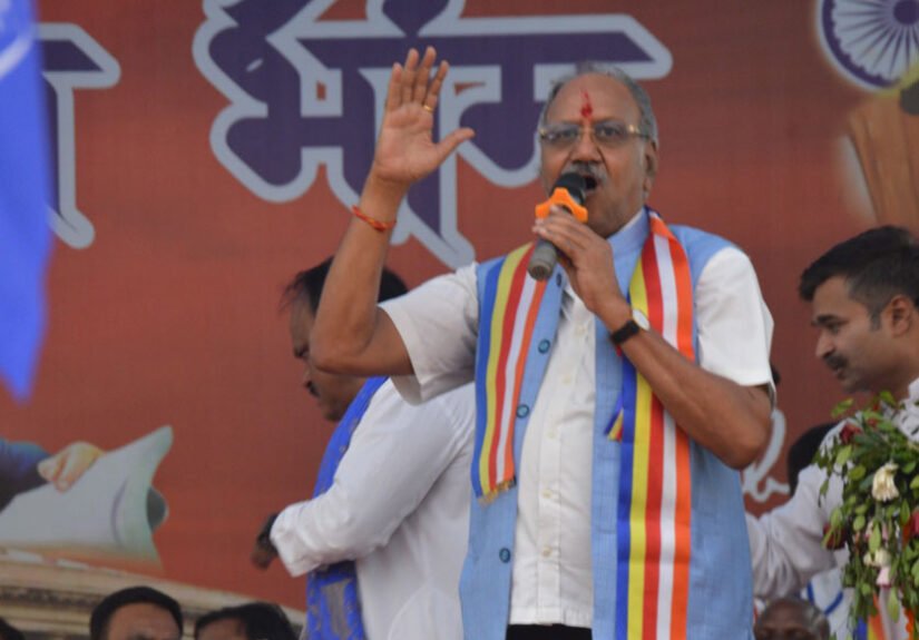 बाबा साहेब के संविधान ने ही हमें जनप्रतिनिधि के रूप में सेवा का अधिकार दिया: सांसद बृजमोहन अग्रवाल