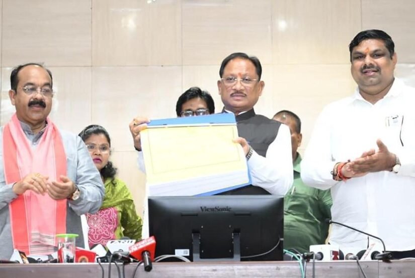 मुख्यमंत्री विष्णुदेव साय ने माध्यमिक शिक्षा मंडल की 10वीं और 12वीं बोर्ड परीक्षाओं के परीक्षा परिणाम जारी कर विद्यार्थियों को दी शुभकामनाएं