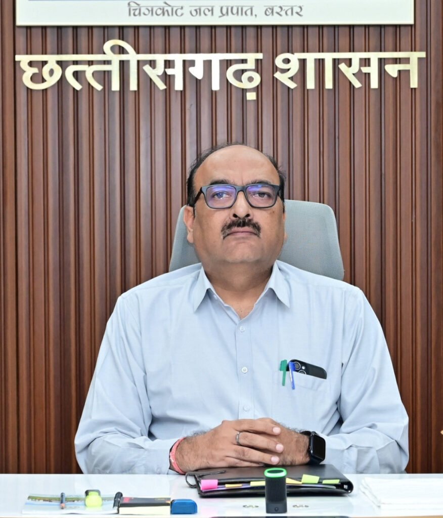 शिक्षा के व्यावसायीकरण को रोकने फीस विनियमन अधिनियम का कड़ाई से पालन कराएं-मुख्य सचिव विकासशील