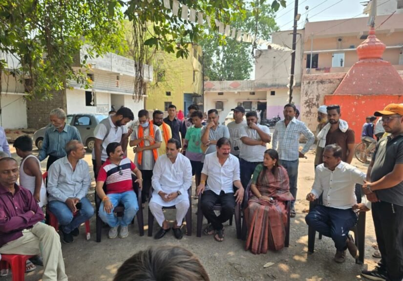 कचरों का ढेर देखकर नाराज़ हुए रायपुर पश्चिम विधायक, पूर्व केबिनेट मंत्री राजेश मूणत