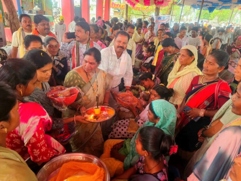 एर्राबोर के सुशासन शिविर में उमड़ा जनसैलाब, गाँव-गाँव तक पहुँचा विकास