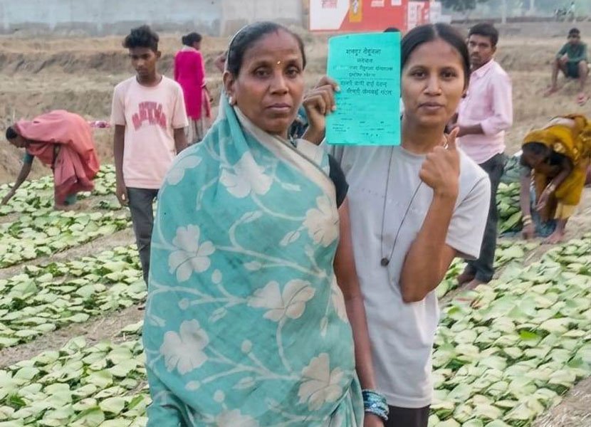 ’हरा सोना’ बना समृद्धि का आधार : तेंदूपत्ता खरीदी की बढ़ी दर ने संग्राहकों का बढ़ाया उत्साह व भरोसा, हर फड़ पर रौनक