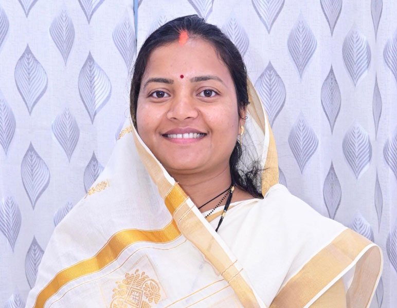 अंतरराष्ट्रीय श्रमिक दिवस: महिला एवं बाल विकास मंत्री लक्ष्मी राजवाड़े ने श्रमिकों को दी शुभकामनाएं