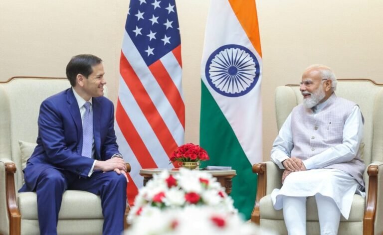 अमेरिकी विदेश मंत्री ने प्रधानमंत्री नरेन्‍द्र मोदी से भेंट की