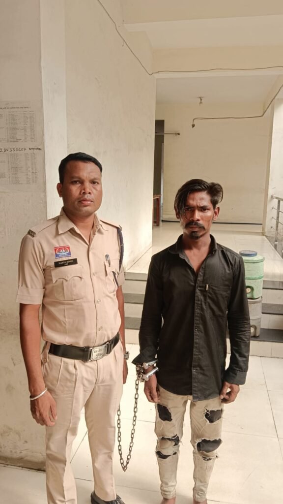 आमानाका क्षेत्र से एक्टिवा वाहन चोरी करने वाला आरोपी लक्की देवार गिरफ्तार