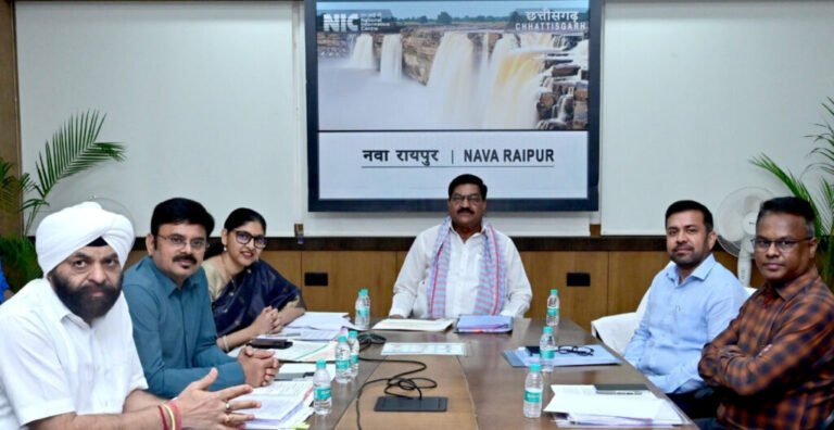 खाद्य मंत्री दयालदास बघेल की अध्यक्षता में मंत्री मण्डलीय उप समिति की बैठक सम्पन्न