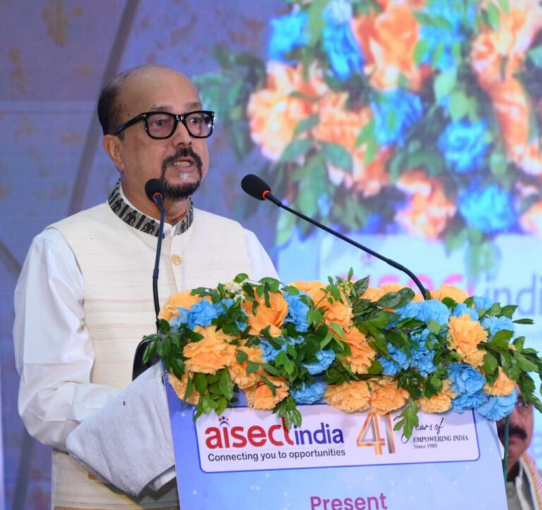 आर्टिफिशियल इंटेलिजेंस सहायक है, मानव बुद्धि का विकल्प नहीं : डेका