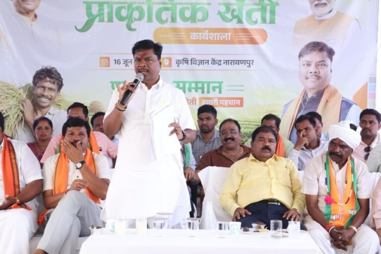प्राकृतिक खेती अपनाकर किसान अपनी बढ़ाएं आय और बचाएं मिट्टी की उर्वरता- मंत्री केदार कश्यप