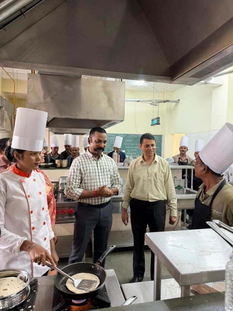 छत्तीसगढ़ के पर्यटन रिसॉर्ट्स में मिलेगा विश्वस्तरीय भोजन