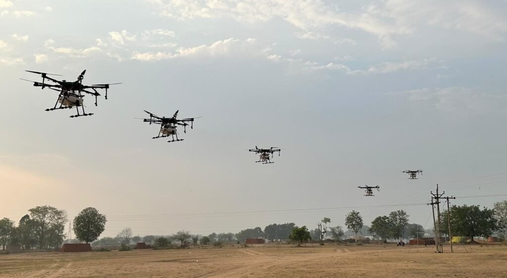 ​छत्तीसगढ़ का गौरव: धमतरी का ‘पैक्स आधारित ड्रोन कृषि मॉडल’ बना राष्ट्रीय पहचान