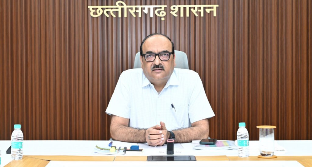 जल जीवन मिशन 2.0 छत्तीसगढ़ में ग्रामीण पेयजल योजनाओं के संचालन और रखरखाव नीति पर उच्च स्तरीय बैठक संपन्न