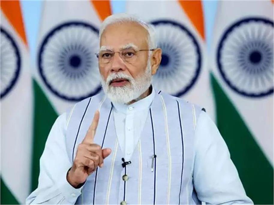 प्रधानमंत्री ने क़तर के अमीर से बातचीत की
