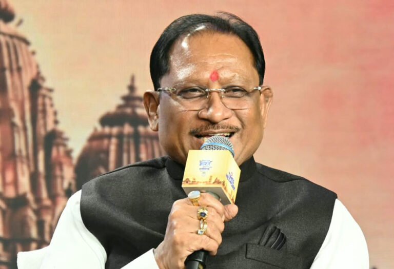 नक्सलवाद के अंधेरे से निकलकर विकास की नई इबारत लिख रहा छत्तीसगढ़ : मुख्यमंत्री साय