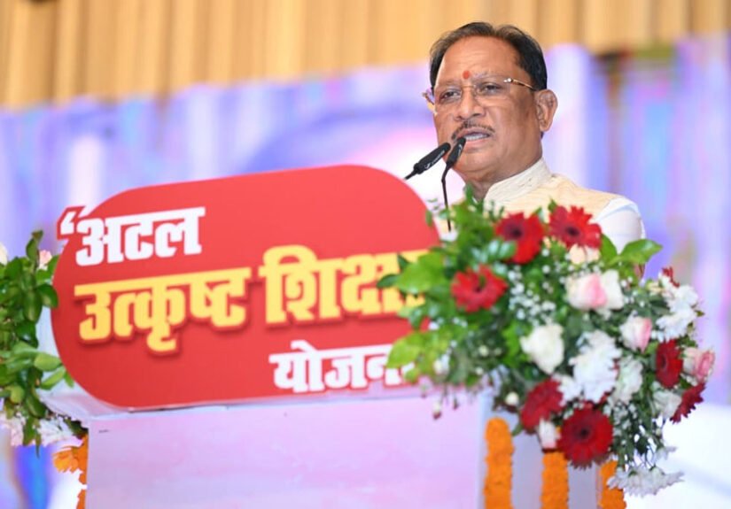 श्रमिक परिवारों के बच्चों को मिल रही उत्कृष्ट शिक्षा, उनके सपनों को पंख देना हमारी प्राथमिकता : मुख्यमंत्री साय