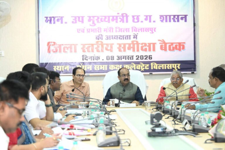 भविष्य की जरूरतों को ध्यान में रखकर दूरदर्शी कार्ययोजना बनाएं, विकास कार्यों में तेजी और गुणवत्ता हो: उप मुख्यमंत्री अरुण साव