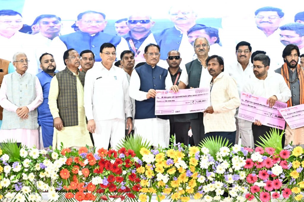 ढाई साल की उपलब्धियाँ- छत्तीसगढ़ का श्रमिक कल्याण के क्षेत्र में नई पहचान