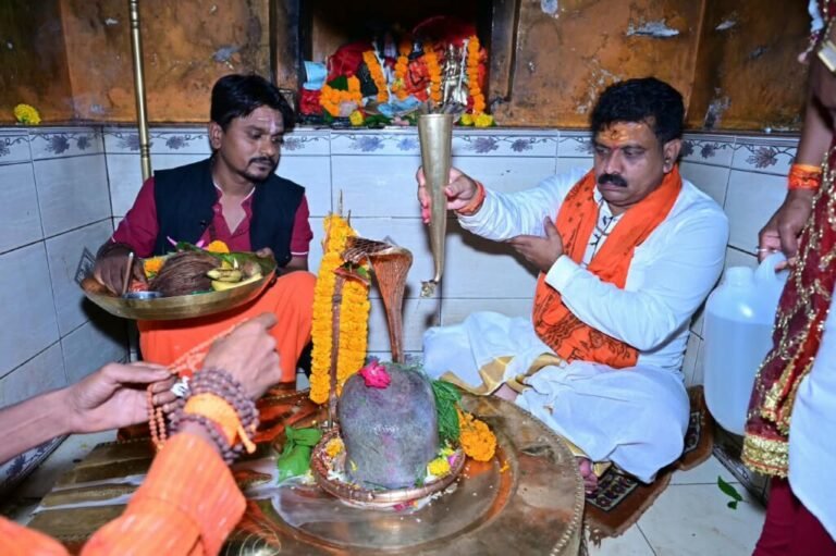 श्रावण के अंतिम सोमवार को अमरकंटक पहुंचे उप मुख्यमंत्री विजय शर्मा