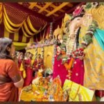 कमालगंज में गणेश महोत्सव की आरती में शामिल हुए डीएम और एसपी