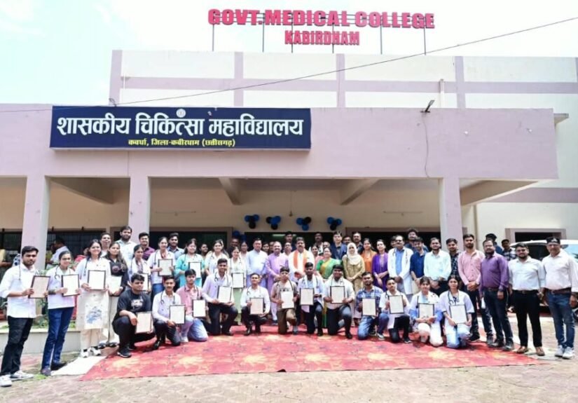 डॉक्टर बनना मंजिल नहीं, समाज की सेवा करना असली लक्ष्य – उप मुख्यमंत्री  विजय शर्मा