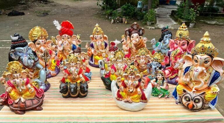 आस्था के साथ पर्यावरण संरक्षण का संदेश दे रही बंदियों की गणेश प्रतिमाएं