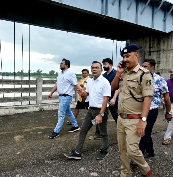 गंगरेल बांध के सभी 14 गेट खुले, महानदी के तटीय क्षेत्रों में प्रशासन अलर्ट मोड पर