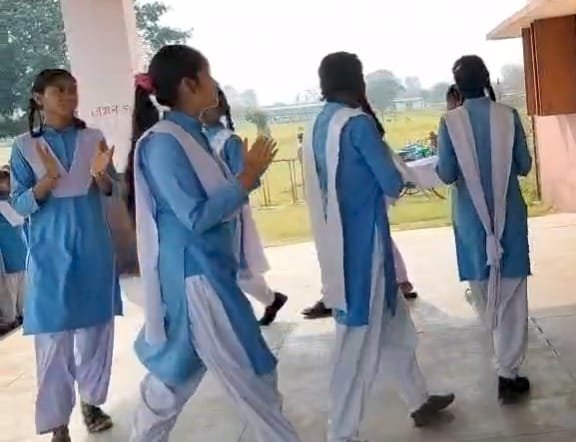 ‘नमो गाथा’ के तहत विद्यार्थियों ने नुक्कड़ नाटक से दिया जनजागरूकता का संदेश