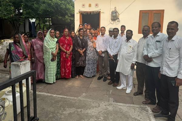 महिला सशक्तिकरण के लिए बनेंगे स्व-सहायता समूह ; आजीविका और विभागीय योजनाओं से जुड़ेंगी महिलाए