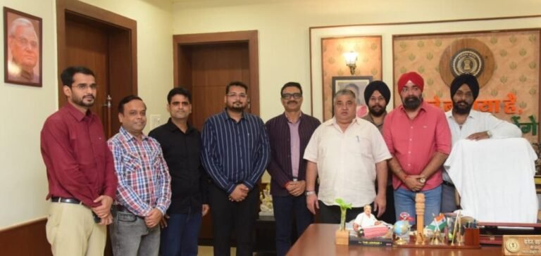 छत्तीसगढ़ ट्रेवल एंड टूरिज्म एसोसिएशन के प्रतिनिधिमंडल ने पर्यटन मंत्री राजेश अग्रवाल से की सौजन्य भेंट
