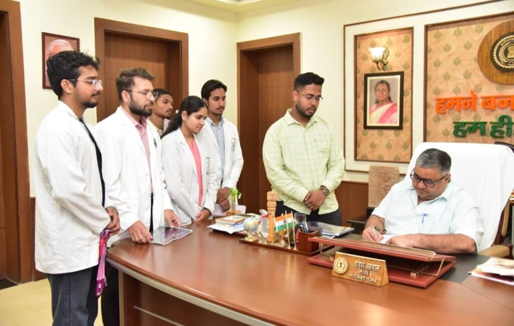 जनसेवा ही सुशासन सरकार की सर्वाेच्च प्राथमिकताः मंत्री राजेश अग्रवाल