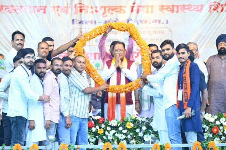 मुख्यमंत्री साय ने 21 विकास कार्यों का किया लोकार्पण एवं शिलान्यास