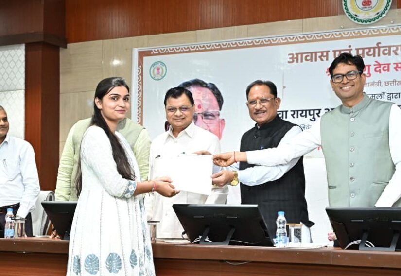 युवाओं को रोजगार, नागरिकों को सुगम सेवाएं और आधुनिक कौशल से जोड़ना हमारी प्राथमिकता : मुख्यमंत्री साय
