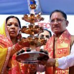 सवा लाख ‘आशीर्वाद के दीपों’ से जगमगाया खारुन तट, प्रधानमंत्री मोदी के स्वस्थ और दीर्घायु जीवन के लिए हुई महाआरती