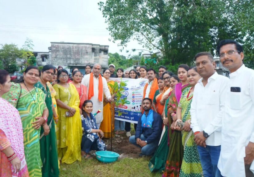 सेवा संकल्प अभियान के तहत दुर्ग में जनसेवा, पर्यावरण संरक्षण और जागरूकता की अनूठी पहल