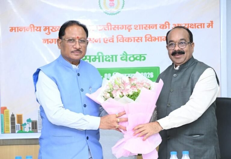 शहरों में नागरिक सुविधाओं और विकास कार्यों में लाएं तेजी : मुख्यमंत्री साय