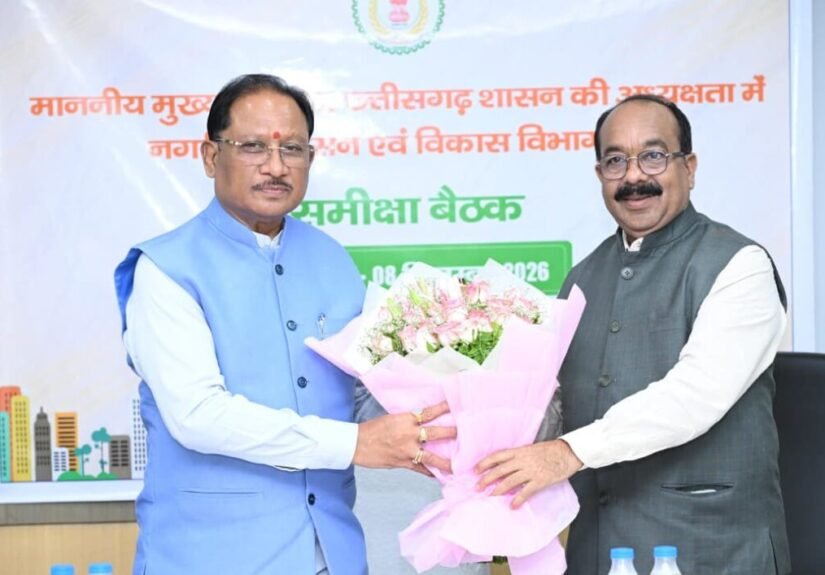 शहरों में नागरिक सुविधाओं और विकास कार्यों में लाएं तेजी : मुख्यमंत्री साय