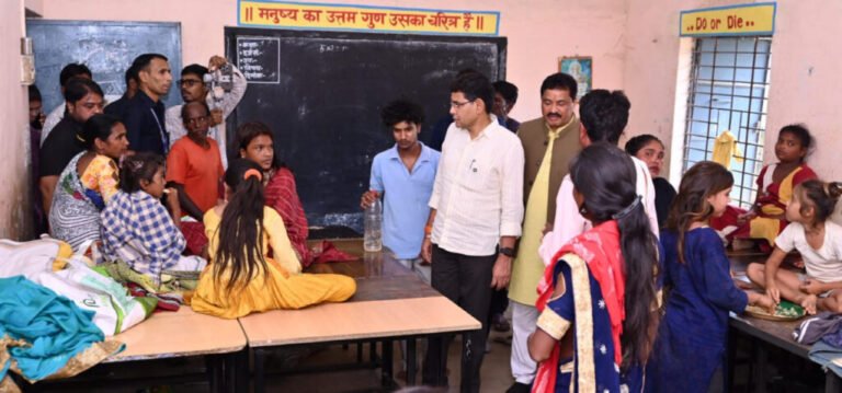 सरकार बाढ़ प्रभावित परिवार को करेगी हरसंभव मदद- राजस्व मंत्री टंक राम वर्मा
