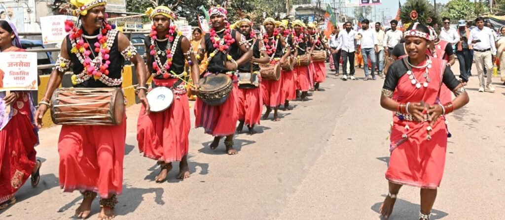 धमतरी : सेवा, समर्पण और जनभागीदारी के संदेश के साथ धमतरी में निकली ‘सेवा ज्योति यात्रा’