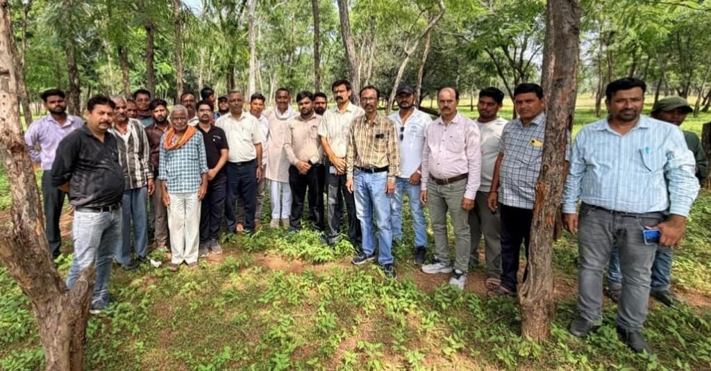 गांधी जयंती पर हरित भविष्य का संकल्पः चित्रोत्पला फिल्म सिटी में वृहद पौधारोपण अभियान
