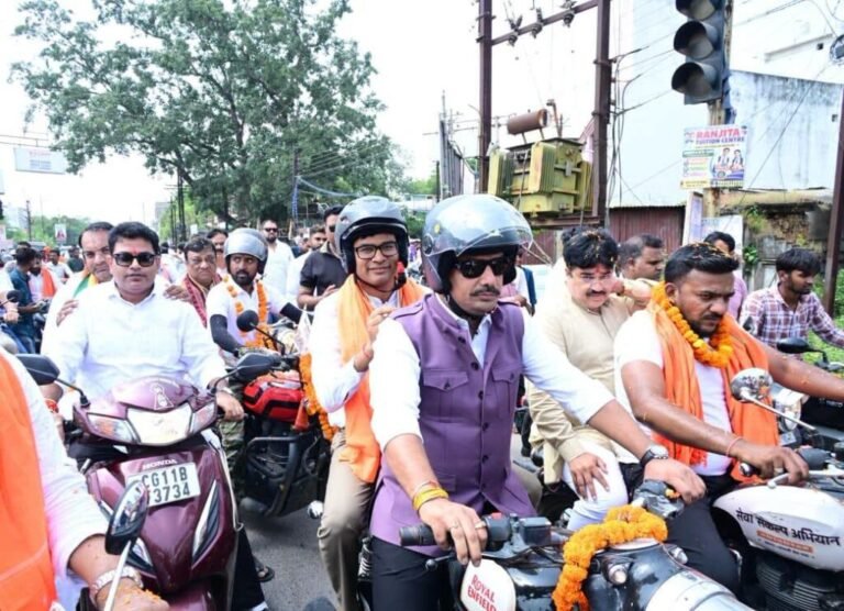 सेवा संकल्प अभियान: वडनगर से वाराणसी की सेवा यात्रा पहुंची जांजगीर