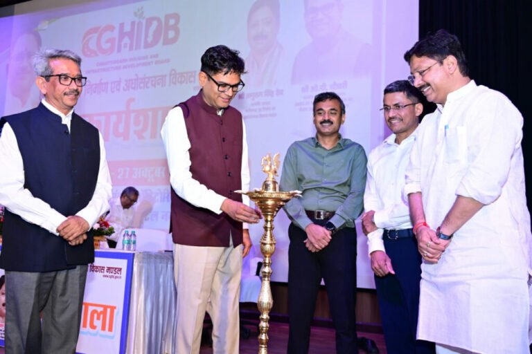 छत्तीसगढ़ के विकास का प्रमुख इंजन बनेगा हाउसिंग बोर्ड, आवास के साथ अधोसंरचना विकास में निभाएगा महत्वपूर्ण भूमिका – ओ.पी. चौधरी
