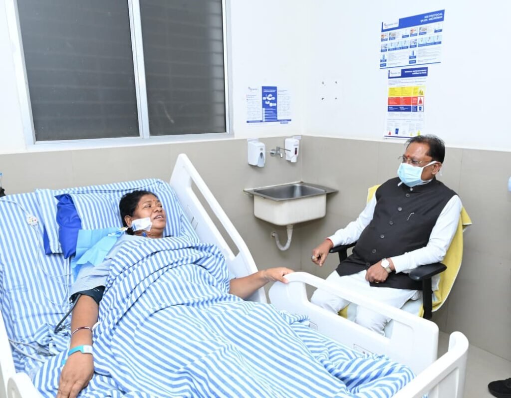 मुख्यमंत्री साय ने विधायक रायमुनी भगत का जाना कुशलक्षेम : शीघ्र स्वास्थ्य लाभ की कामना की