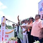 विकसित भारत के संकल्प से जगमगाया जशपुर, पर्यटन मंत्री राजेश अग्रवाल के नेतृत्व में निकली ‘सेवा ज्योति यात्रा’
