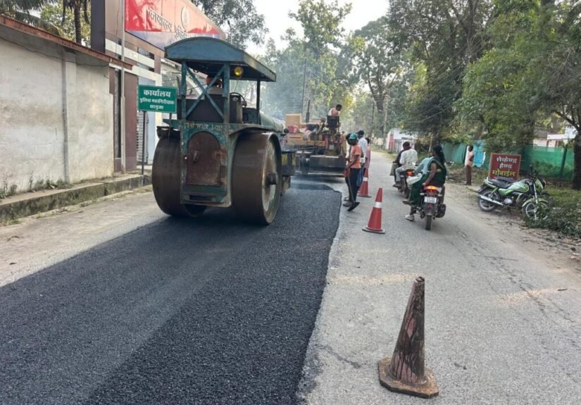 उप मुख्यमंत्री अरुण साव के निर्देश पर एक्शन में पीडब्ल्यूडी, सड़कों की मरम्मत युद्धस्तर पर शुरू